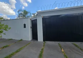 Foto 1 de Casa com 3 Quartos à venda, 162m² em Jardim Santa Angelina, Araraquara