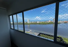 Foto 1 de Apartamento com 3 Quartos para alugar, 100m² em Santo Amaro, Recife