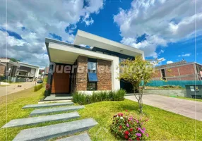 Foto 1 de Casa de Condomínio com 3 Quartos à venda, 282m² em Nossa Senhora da Saúde, Caxias do Sul