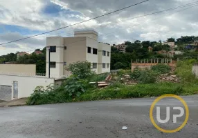 Foto 1 de Lote/Terreno à venda, 410m² em Paquetá, Betim