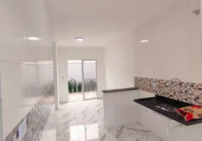 Foto 1 de Casa com 2 Quartos à venda, 60m² em Cabula VI, Salvador