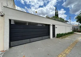 Foto 1 de Casa com 3 Quartos à venda, 329m² em Setor Nova Suiça, Goiânia