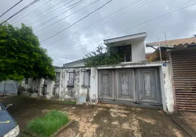 Foto 1 de Casa com 3 Quartos à venda, 180m² em Setor Leste Vila Nova, Goiânia