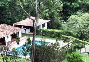 Foto 1 de Fazenda/Sítio com 5 Quartos à venda, 58m² em Pedro do Rio, Petrópolis