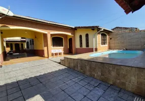 Foto 1 de Casa com 2 Quartos à venda, 187m² em Balneário Itaoca, Mongaguá