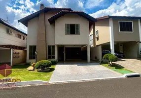 Foto 1 de Casa de Condomínio com 4 Quartos para venda ou aluguel, 234m² em Zona 08, Maringá