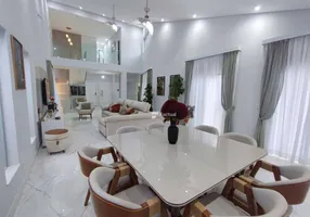 Foto 1 de Casa de Condomínio com 4 Quartos à venda, 310m² em Jardim Acapulco , Guarujá