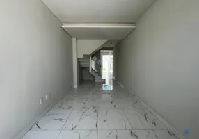 Foto 1 de Sobrado com 2 Quartos à venda, 71m² em Piratininga Venda Nova, Belo Horizonte