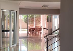 Foto 1 de Casa de Condomínio com 4 Quartos para alugar, 325m² em Jardins Verona, Goiânia