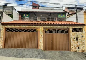 Foto 1 de Casa com 3 Quartos à venda, 230m² em Arujá América, Arujá