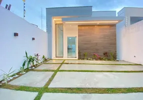 Foto 1 de Casa com 3 Quartos à venda, 90m² em Parque 10, Manaus