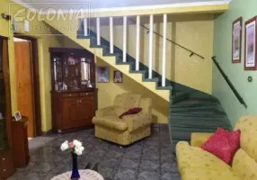 Foto 1 de Sobrado com 3 Quartos à venda, 221m² em Vila Camilopolis, Santo André