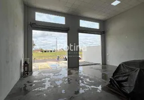 Foto 1 de Galpão/Depósito/Armazém à venda, 250m² em Loteamento Monte Hebron, Uberlândia