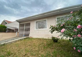 Foto 1 de Casa com 4 Quartos para alugar, 143m² em Bacacheri, Curitiba