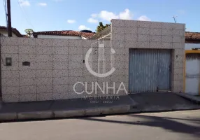 Foto 1 de Casa com 3 Quartos à venda, 176m² em Benedito Bentes, Maceió