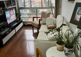 Foto 1 de Apartamento com 3 Quartos para venda ou aluguel, 66m² em Aclimação, São Paulo