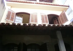 Foto 1 de Casa com 4 Quartos à venda, 300m² em Sagrada Família, Belo Horizonte