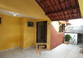 Foto 1 de Casa com 3 Quartos à venda, 70m² em Sandra Cavalcante , Campina Grande