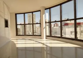 Foto 1 de Apartamento com 3 Quartos à venda, 132m² em Centro, Criciúma