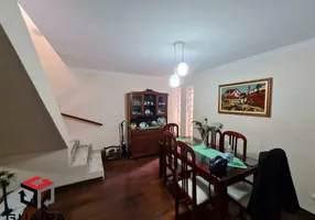 Foto 1 de Sobrado com 2 Quartos à venda, 200m² em Vila Scarpelli, Santo André