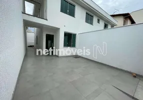 Foto 1 de Casa com 3 Quartos à venda, 110m² em Planalto, Belo Horizonte