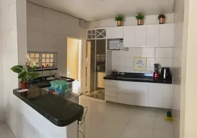 Foto 1 de Casa com 2 Quartos à venda, 125m² em São Marcos, Salvador