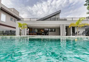 Foto 1 de Casa de Condomínio com 4 Quartos à venda, 480m² em São Braz, Curitiba