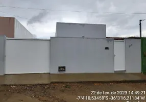 Foto 1 de Casa com 2 Quartos à venda, 200m² em , Pocinhos