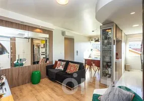 Foto 1 de Apartamento com 3 Quartos à venda, 67m² em Ipanema, Porto Alegre