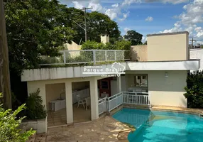 Foto 1 de Sobrado com 3 Quartos para venda ou aluguel, 440m² em Vila Bissoto, Valinhos