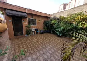 Foto 1 de Casa com 2 Quartos à venda, 132m² em Vila Gumercindo, São Paulo