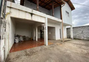 Foto 1 de Casa com 4 Quartos à venda, 227m² em Diamante, Belo Horizonte