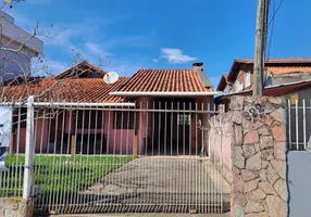 Foto 1 de Casa com 3 Quartos à venda, 108m² em Carianos, Florianópolis