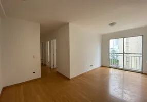 Foto 1 de Apartamento com 3 Quartos para alugar, 64m² em Cristo Rei, Curitiba