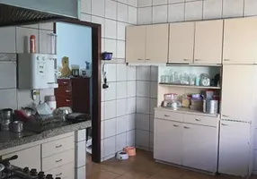 Foto 1 de Casa com 3 Quartos à venda, 90m² em Kennedy, Jequié