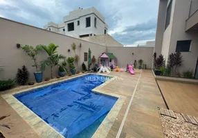 Foto 1 de Casa de Condomínio com 4 Quartos à venda, 260m² em Zona Sul, Ribeirão Preto