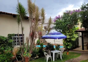 Foto 1 de Casa com 3 Quartos à venda, 530m² em Jardim Santo Antônio, Goiânia