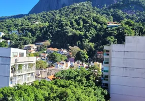 Foto 1 de Apartamento com 3 Quartos à venda, 107m² em Humaitá, Rio de Janeiro