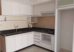 Foto 1 de Apartamento com 2 Quartos para alugar, 70m² em Zona 07, Maringá