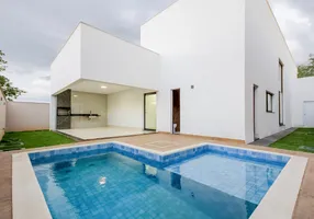 Foto 1 de Casa de Condomínio com 4 Quartos à venda, 215m² em Residencial Goiânia Golfe Clube, Goiânia