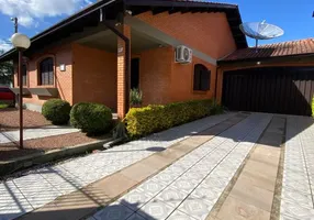 Foto 1 de Casa com 3 Quartos para alugar, 250m² em Interlagos, Caxias do Sul