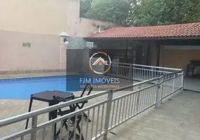 Foto 1 de Casa de Condomínio com 2 Quartos à venda, 75m² em Baldeador, Niterói