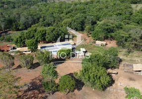 Foto 1 de Fazenda/Sítio com 5 Quartos à venda, 40000m² em , Baldim