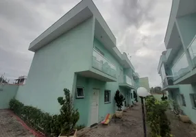 Foto 1 de Casa de Condomínio com 2 Quartos à venda, 71m² em Balneário Gaivota, Itanhaém