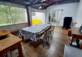 Foto 1 de Sobrado com 3 Quartos à venda, 300m² em Vila Pires, Santo André