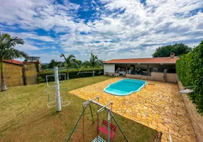 Foto 1 de Fazenda/Sítio com 3 Quartos à venda, 1000m² em Ville Saint James II, Campo Limpo Paulista