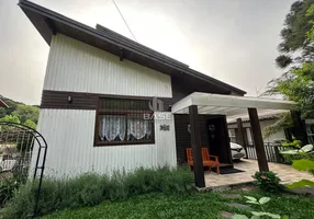 Foto 1 de Casa com 3 Quartos à venda, 200m² em Planalto, Gramado