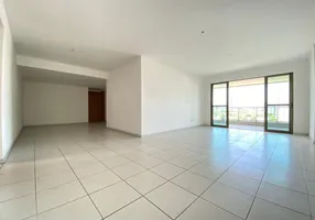 Foto 1 de Apartamento com 5 Quartos à venda, 166m² em Ilha do Retiro, Recife