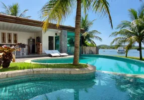 Foto 1 de Casa com 4 Quartos à venda, 550m² em Passagem, Cabo Frio