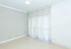 Foto 1 de Sobrado com 3 Quartos à venda, 187m² em Cabral, Curitiba